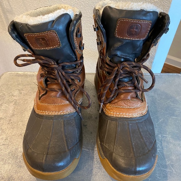 Wenger Swiss Army Shearling Boots main image 10